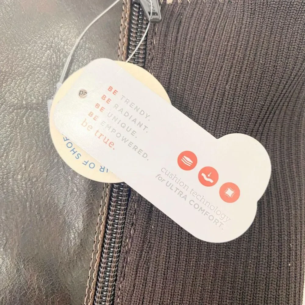 NWT Baretraps Mckayla Brown Faux Leather Wide Calf Knee-High Boots US 7 - Picture 5 of 8